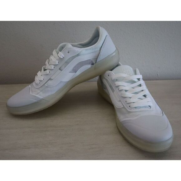 Vans 721356 Men 9.5 Women 11 White EVDNT UltimateWaffle Skateboarding Shoes - Picture 1 of 9